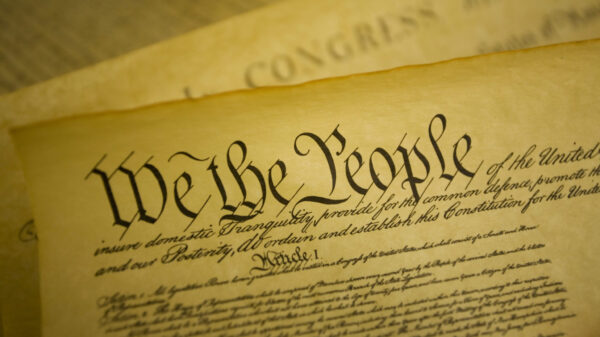 we-the-people-constitution-history-iStock_000005018548XLarge.jpg
